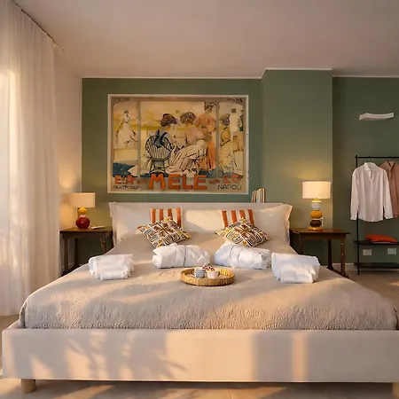 Molo Angioino Suites-3
